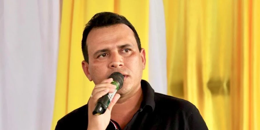 Prefeito eleito de Nova Olinda se entrega à Polícia Federal