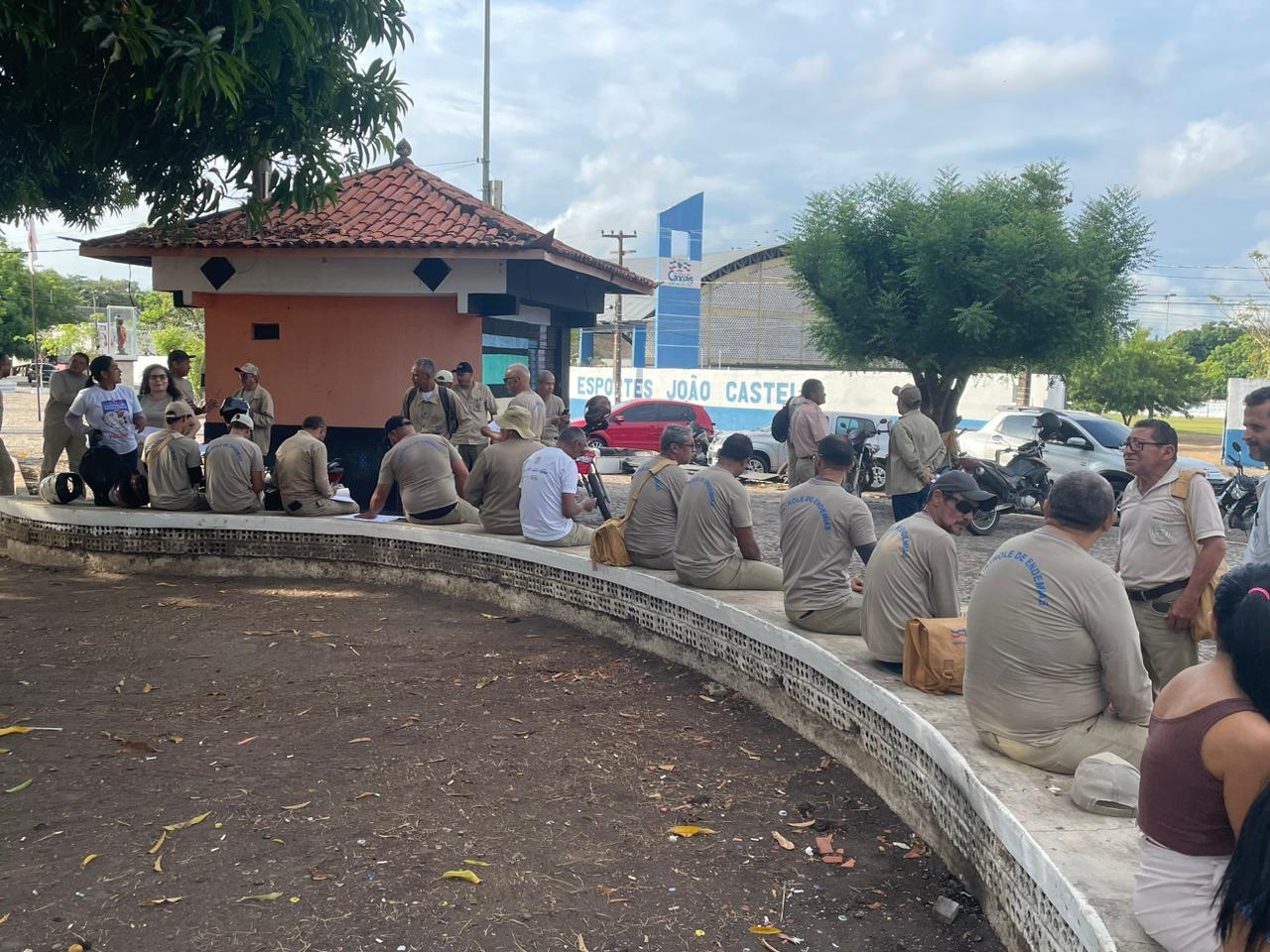 Caxias supera meta e vacina 96% de cães e gatos contra raiva