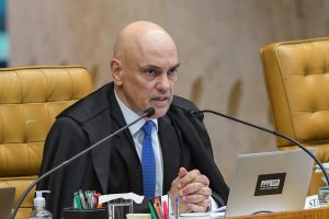 Entidades se manifestam sobre o afastamento da diretora de Comunicação da Alema