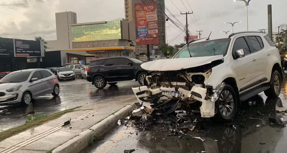 VÍDEO: Idoso morre em grave acidente na Avenida dos Holandeses