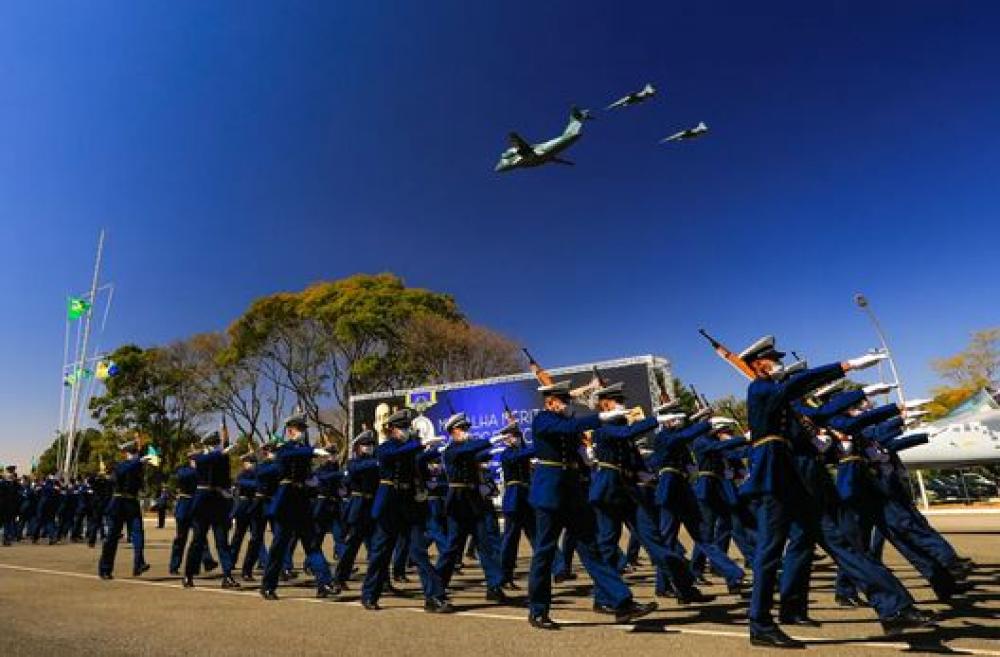 Força Aérea oferece 194 vagas