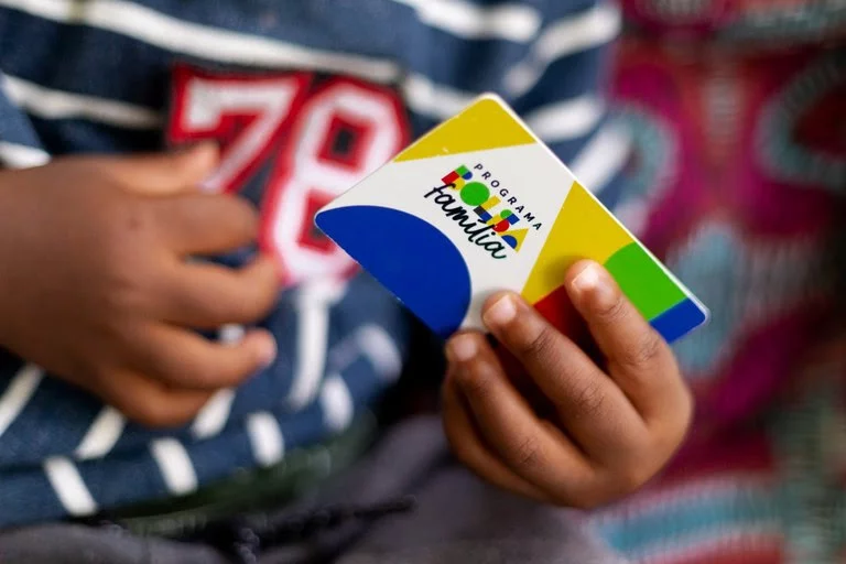 Caixa paga Bolsa Família a beneficiários com NIS de final 3