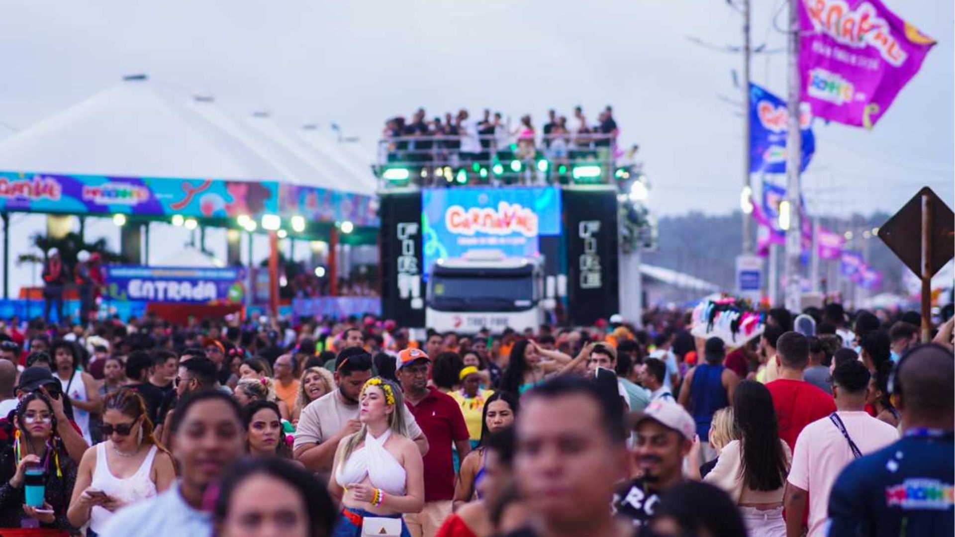 VÍDEO: Confira como foram os circuitos “Vem pro Centro” e “Vem pro Mar” no fim de semana
