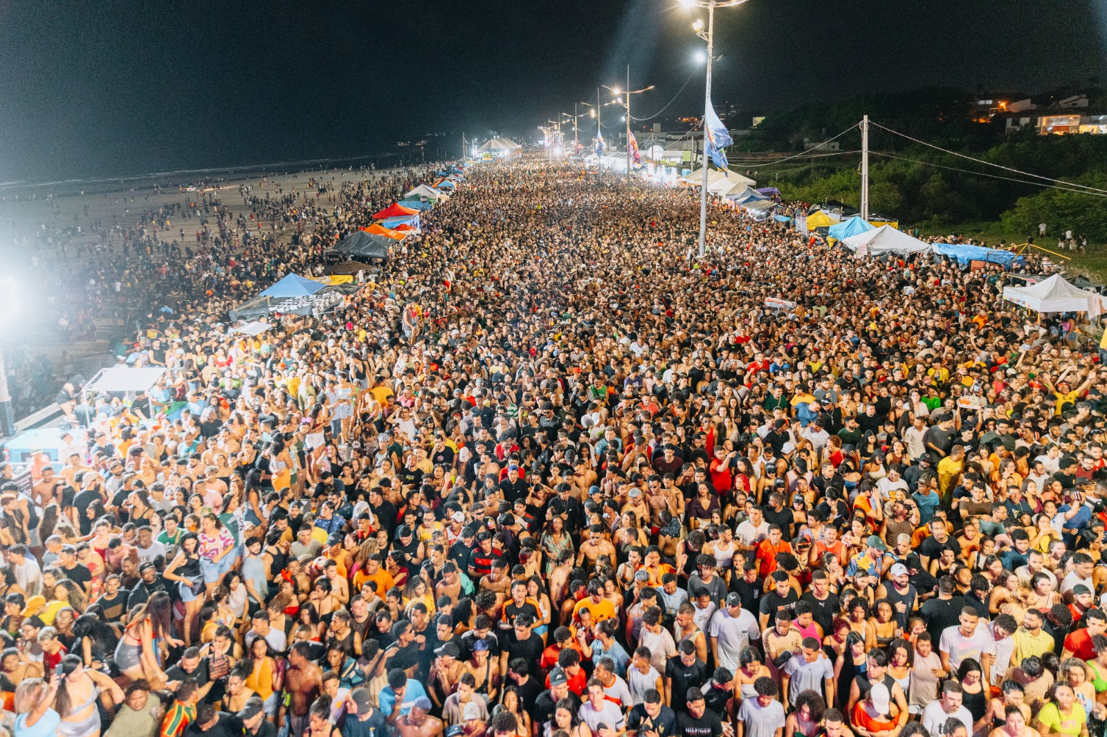 VÍDEO: Show de Ivete teve público de 600 mil pessoas na Litorânea