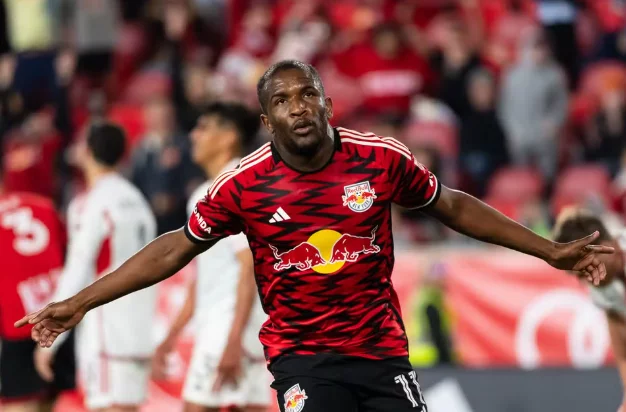 Botafogo encaminha contratação de Elias Emanuel