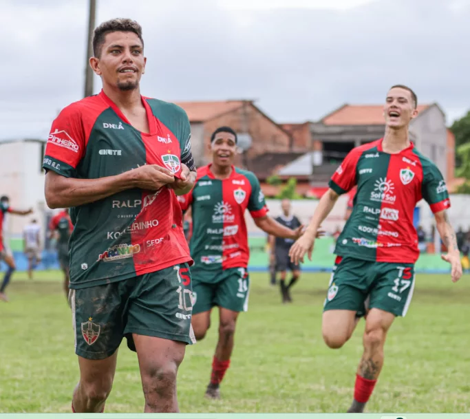 Pinheiro vence o Viana e sobe para a 3ª posição no estadual