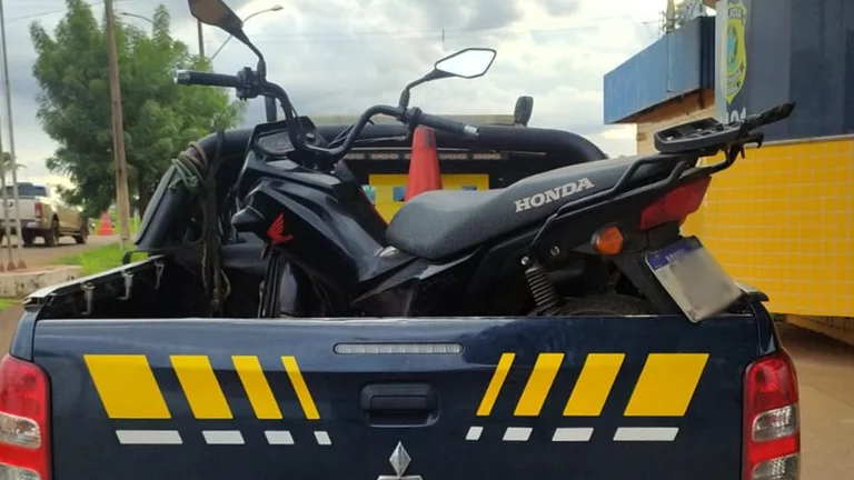 Adolescente é flagrado realizando “grau” na BR-222