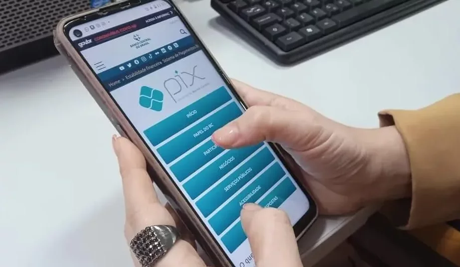 PIX por aproximação começa no próximo dia 28