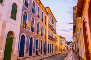 Município de São Luís é condenado a coibir poluição visual no Centro Histórico