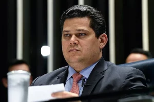 Presidente do Senado prorroga medida que reduz filas para perícias médicas