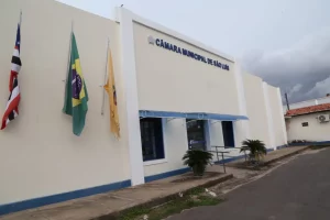 Câmara de São Luís discute aumento para professores da rede municipal