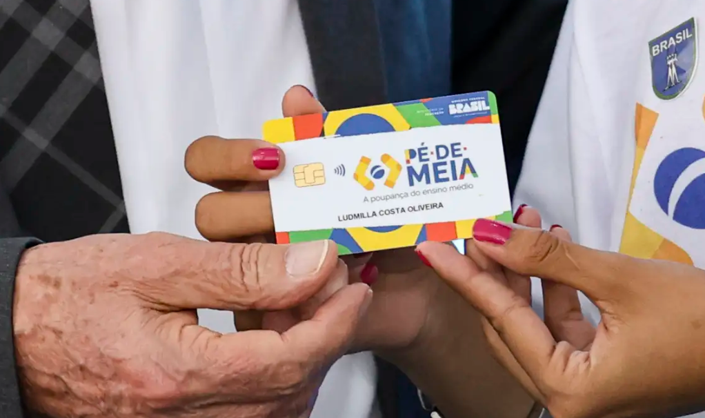 Pé-de-meia: nascidos em janeiro e fevereiro recebem nesta segunda