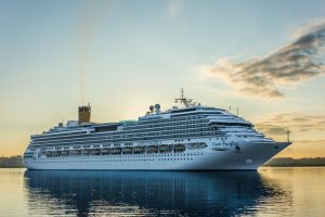 Venda de bilhetes acima do permitido causa prejuízos a dezenas de passageiros