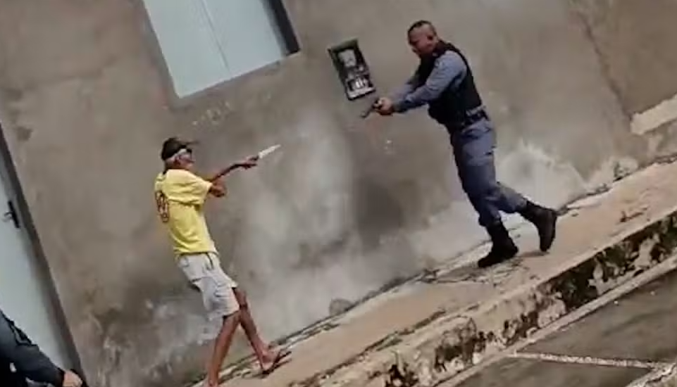 VÍDEO: Polícia investiga morte de idoso após ameaçar PM com faca