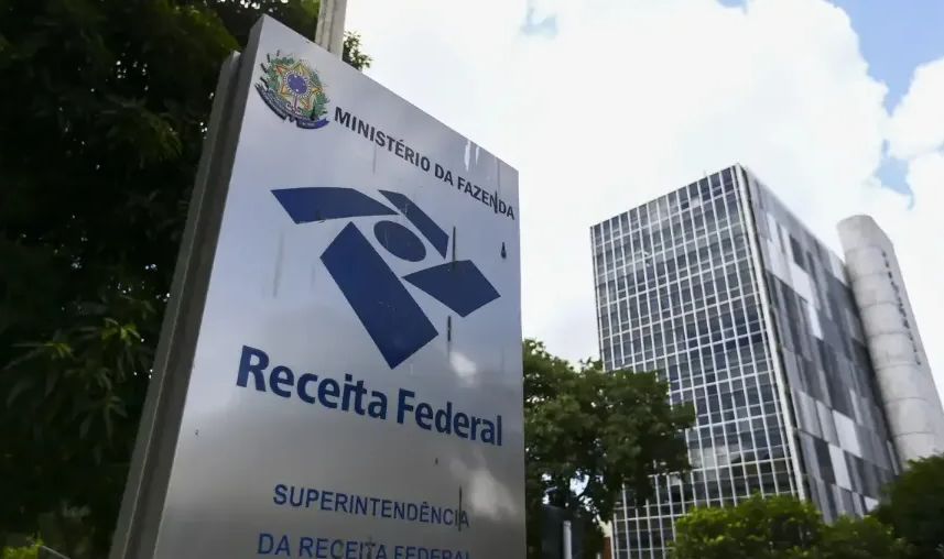 Receita recebe mais de 1,7 milhão de declarações do IRPF