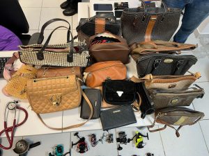 Preso casal especializado em arrombamentos de veículos