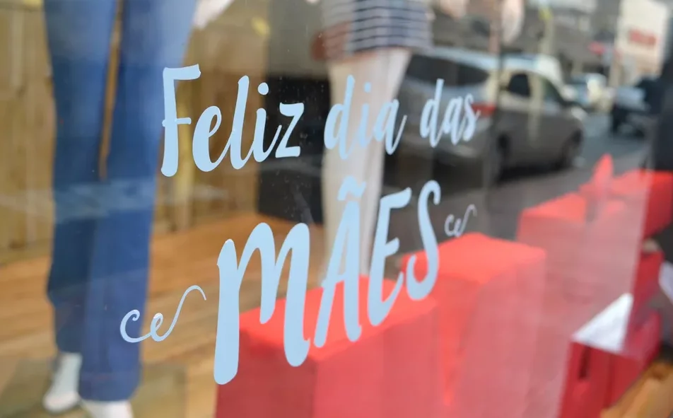 Dia das Mães: 43% dos consumidores pretendem realizar compras