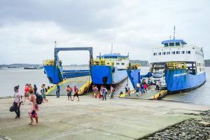 VÍDEO: Cerca de 70 mil passageiros devem passar pelos terminais de ferryboat na Semana Santa