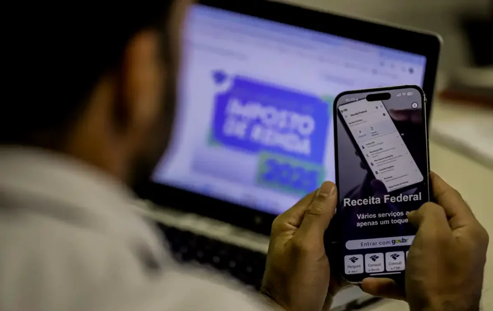 Receita recebe quase 14 milhões de declarações do IR em um mês