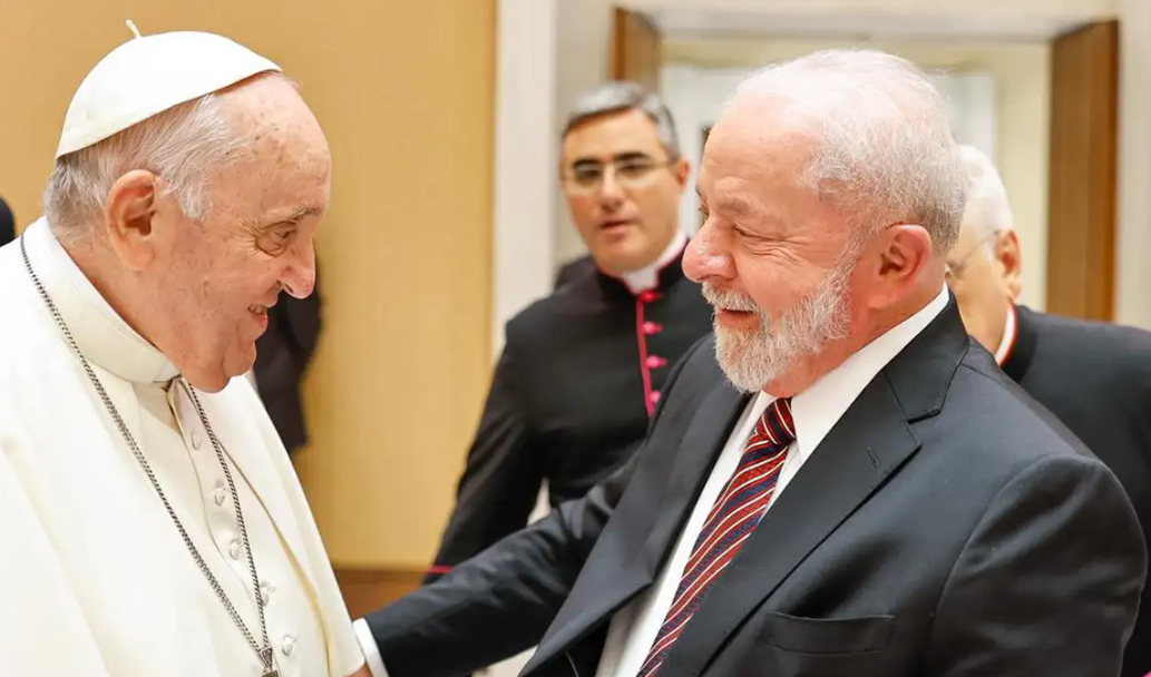 Lula decreta luto oficial de sete dias pela morte do Papa Francisco