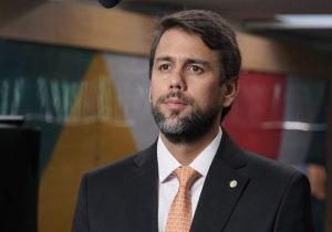 Pedro Lucas decide recusar convite para assumir Ministério das Comunicações