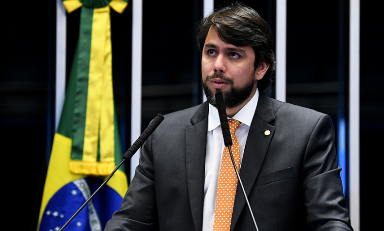 Nomeação de Pedro Lucas como ministro das comunicações aguarda reunião com Lula