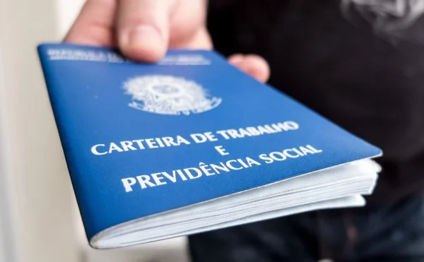 Taxa de desemprego aponta queda