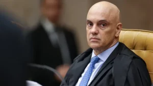 Ministro do STF pede que a PGR se manifeste sobre a prisão de Jair Bolsonaro