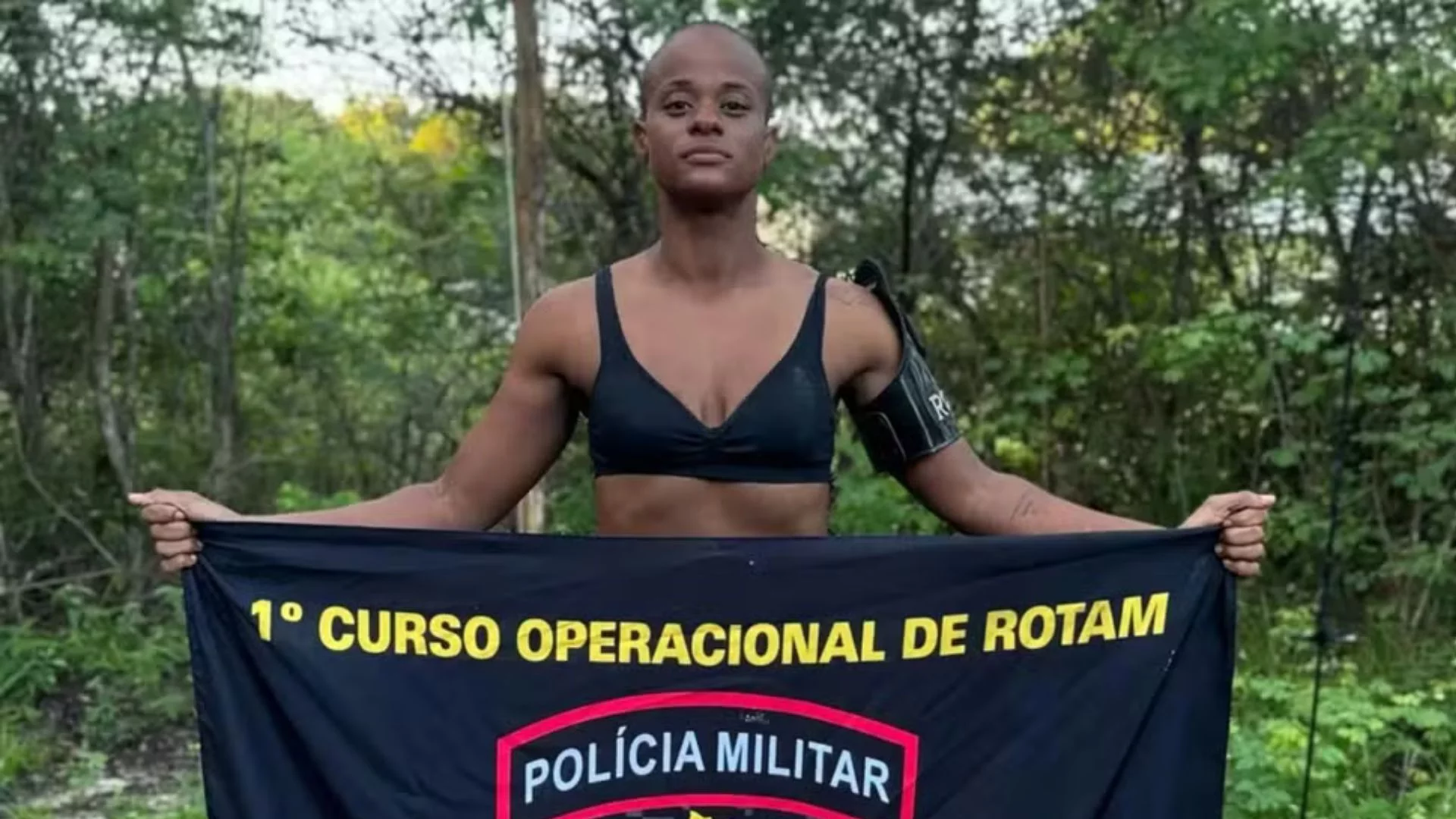 VÍDEO: PM forma turma com a primeira mulher a integrar a ROTAM