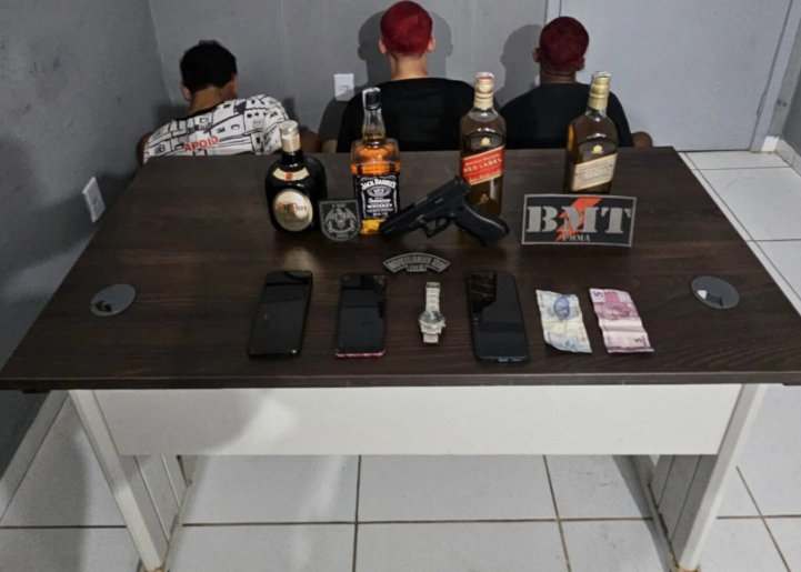 Trio é preso por roubar entregador em São Luís