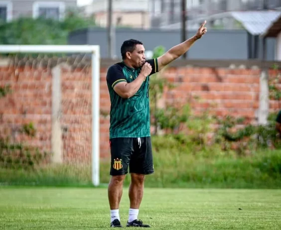 Sampaio deve ter novidade para jogo diante do Maranhão