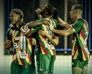 Sampaio quebra tabu após dois anos