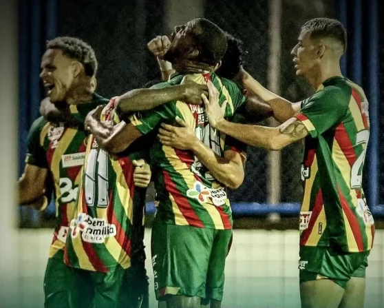 Sampaio quebra tabu após dois anos