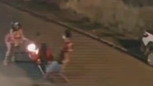 Moto roubada é recuperada dentro de cemitério