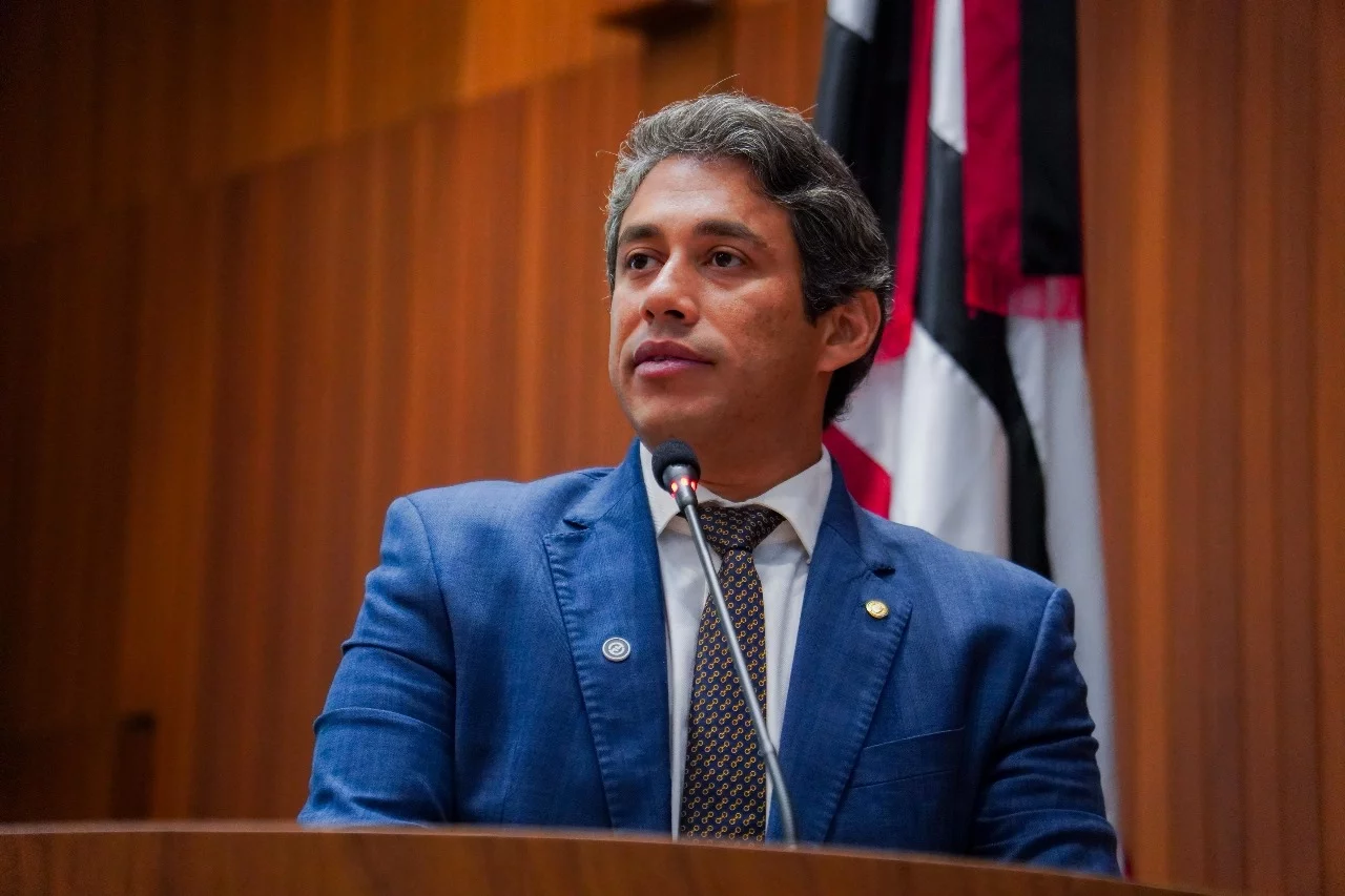 VÍDEO: Osmar Filho destaca liderança de Brandão: “Confio que tomará a decisão mais correta”