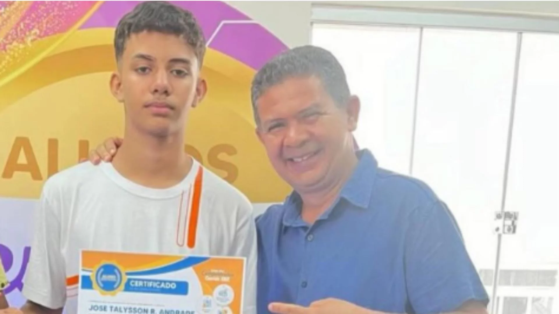 Filho de vereador morre eletrocutado ao preparar aniversário para o pai