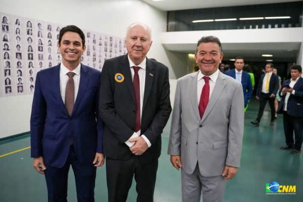 Ivo Rezende é reeleito vice-presidente da CNM