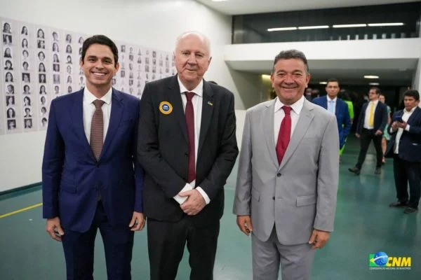 Ivo Rezende é reeleito vice-presidente da CNM