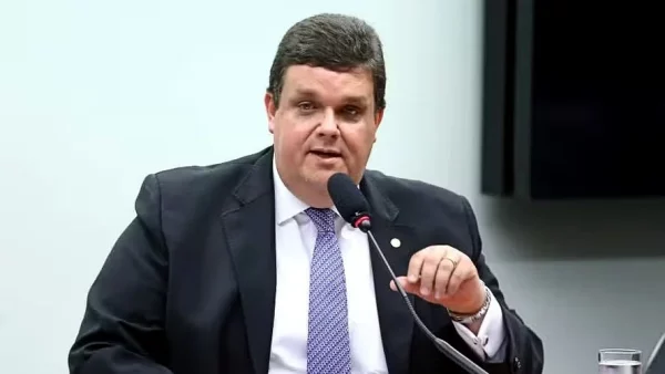 Novo ministro da Previdência prepara mudanças na equipe