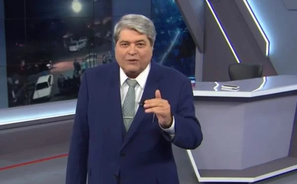 Datena está de casa nova