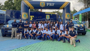 PRF realiza ação educativa em Morros