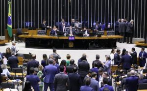Câmara questiona decisão do STF