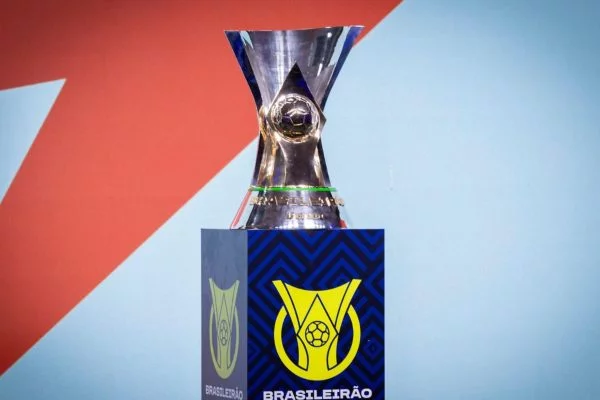 Desempenho no Mundial impulsiona buscas pela liga brasileira