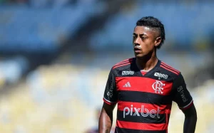 STJD tem 60 dias para decidir se vai denunciar jogador do Flamengo