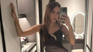 VÍDEO: Anitta choca ao reaparecer na web com novo rosto