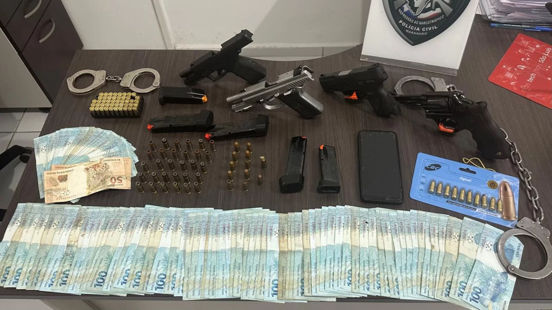 PM da reserva é preso diversas armas de fogo e munições