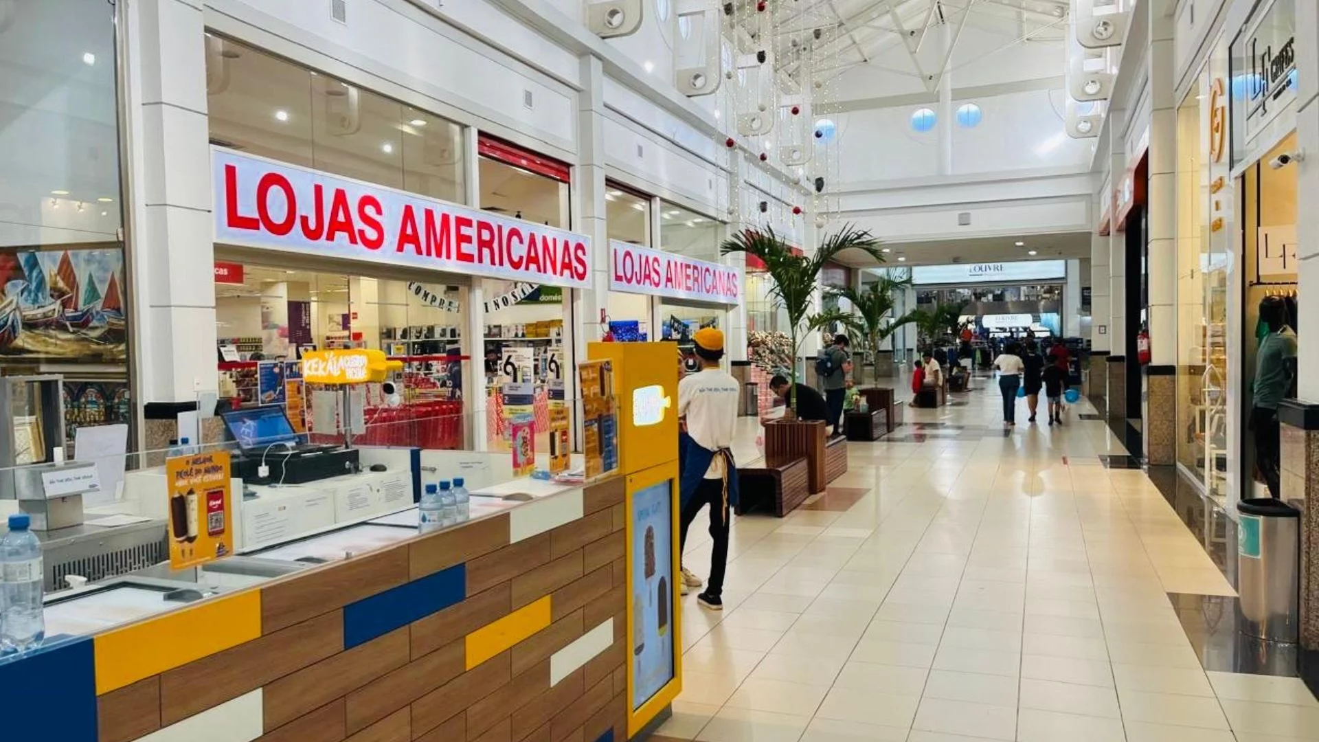 Dia dos Namorados: maioria comprará só um presente no crédito