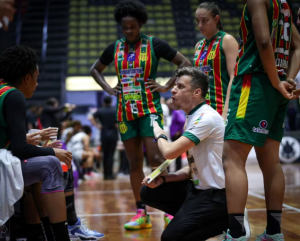 Sampaio Basquete vence o Sesi e fica no topo para os playoffs