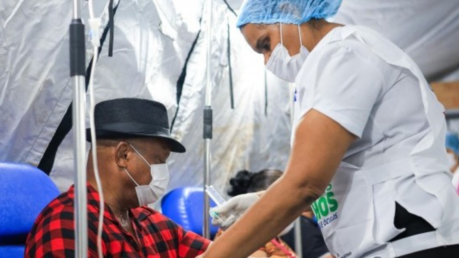 VÍDEO: Hospital de campanha teve mais de 300 atendimentos em quatro dias