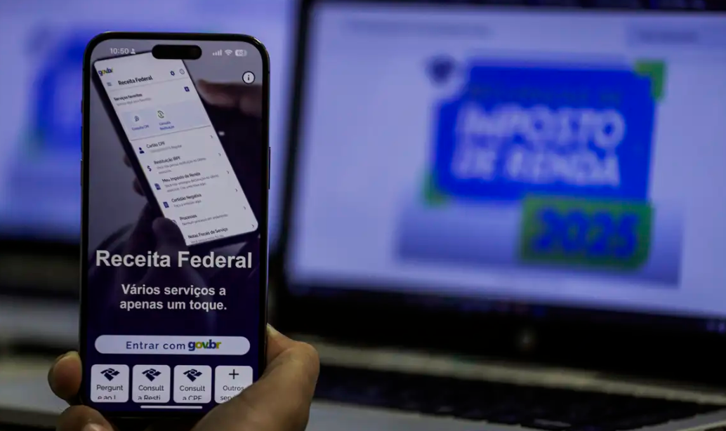 Receita paga nesta quinta 3º lote de restituição do IR